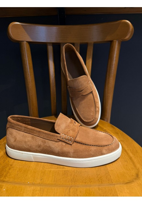 594 CAMEL SUEDE