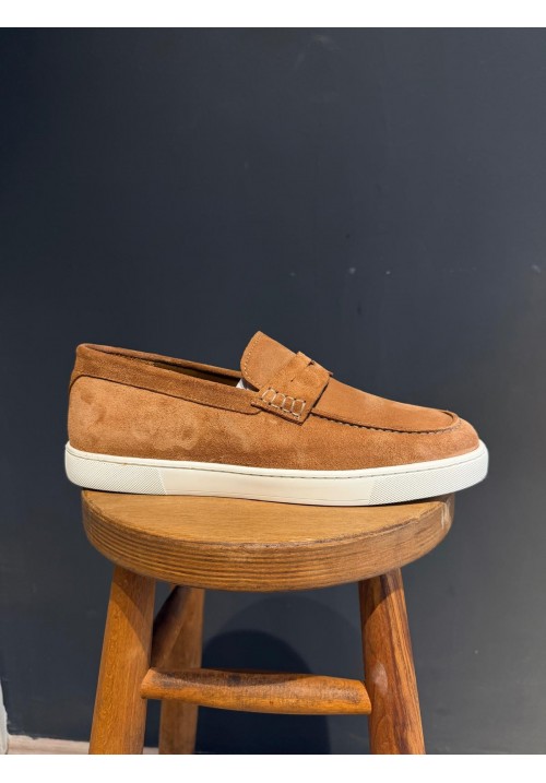 594 CAMEL SUEDE